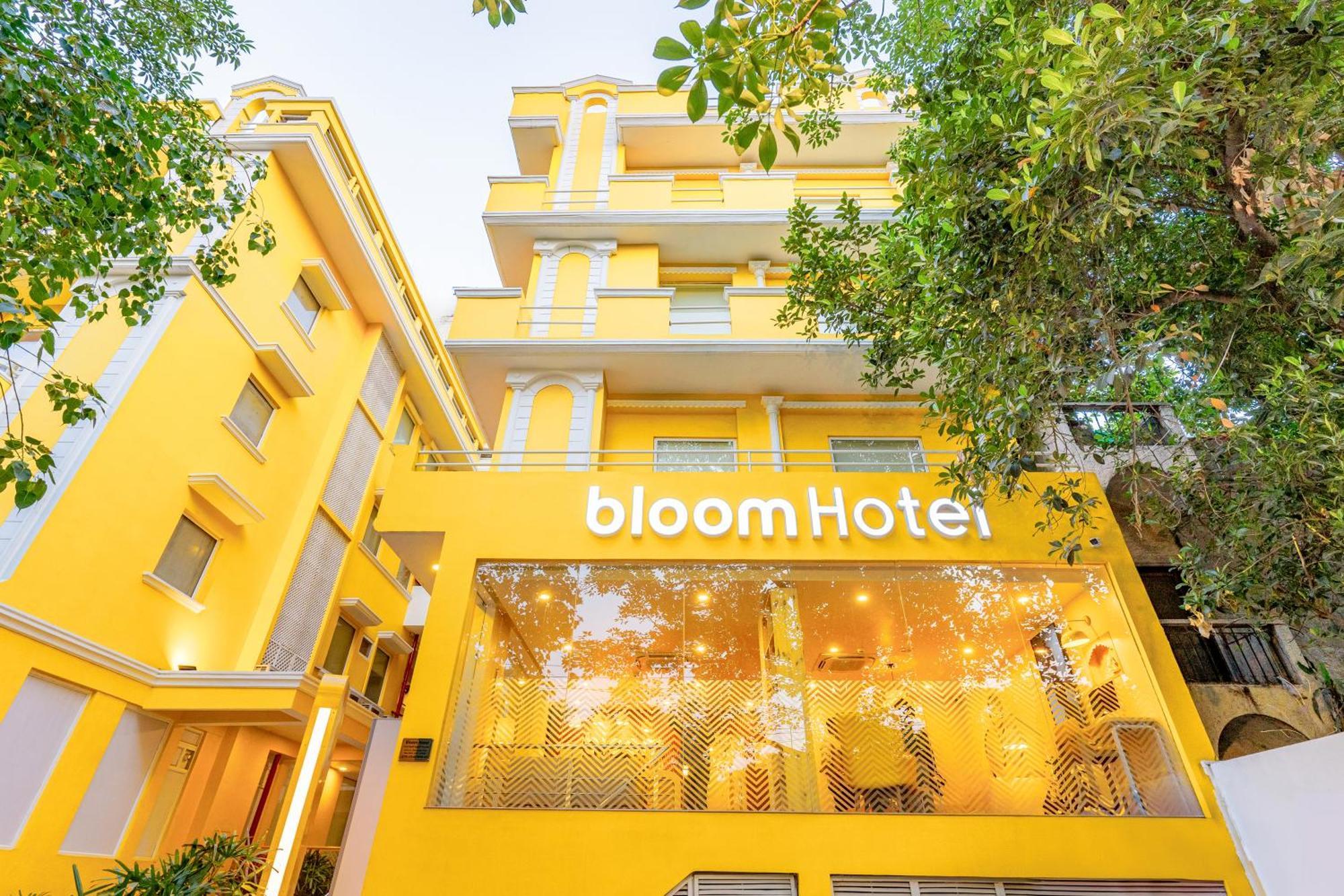 Bloom Hotel - Cr Park New Delhi Exterior photo